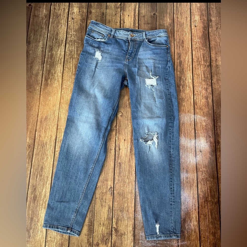 H&M DIVIDED Jeans size 8